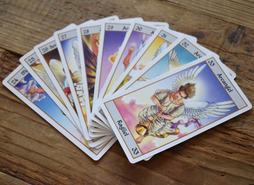 tarot de los ángeles, baraja de cartas de tarot